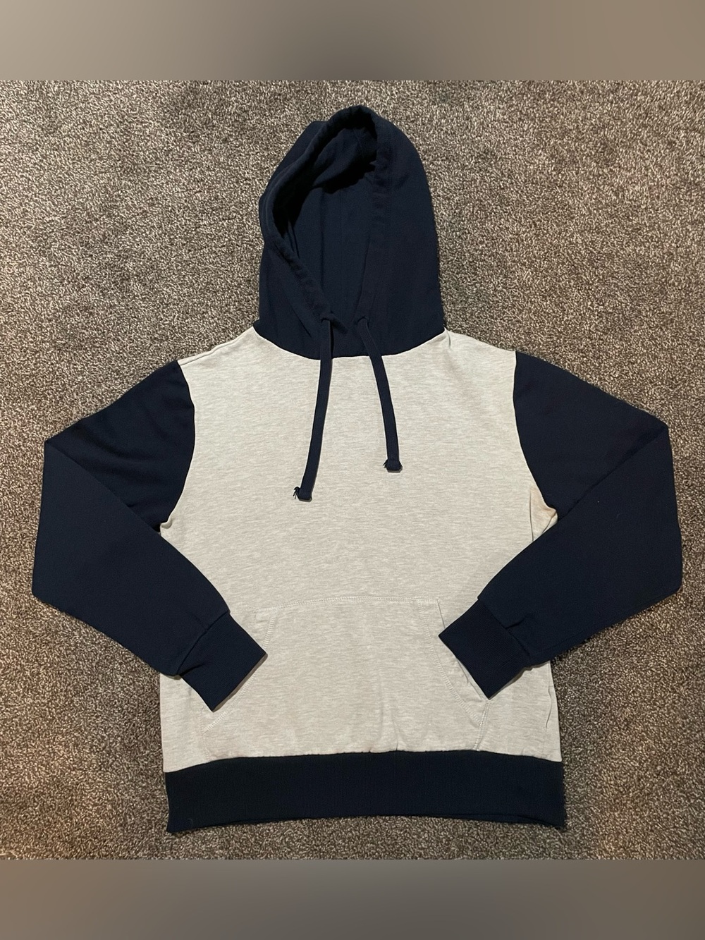 Bluenotes Navy & Light Gray Colorblock Pullover Hoodie